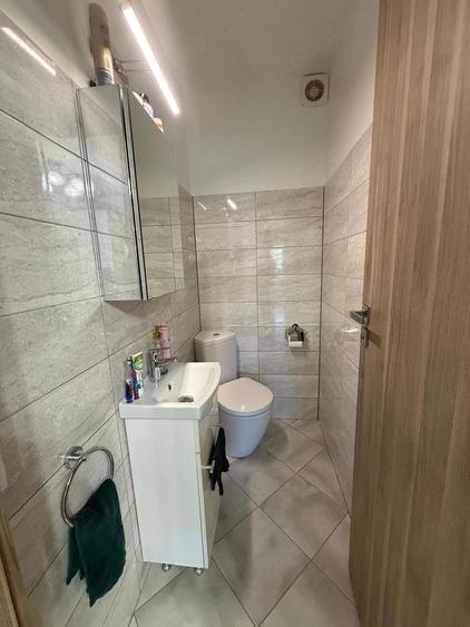 Apartament cu 3 camere decomandat în Împăratul Traian