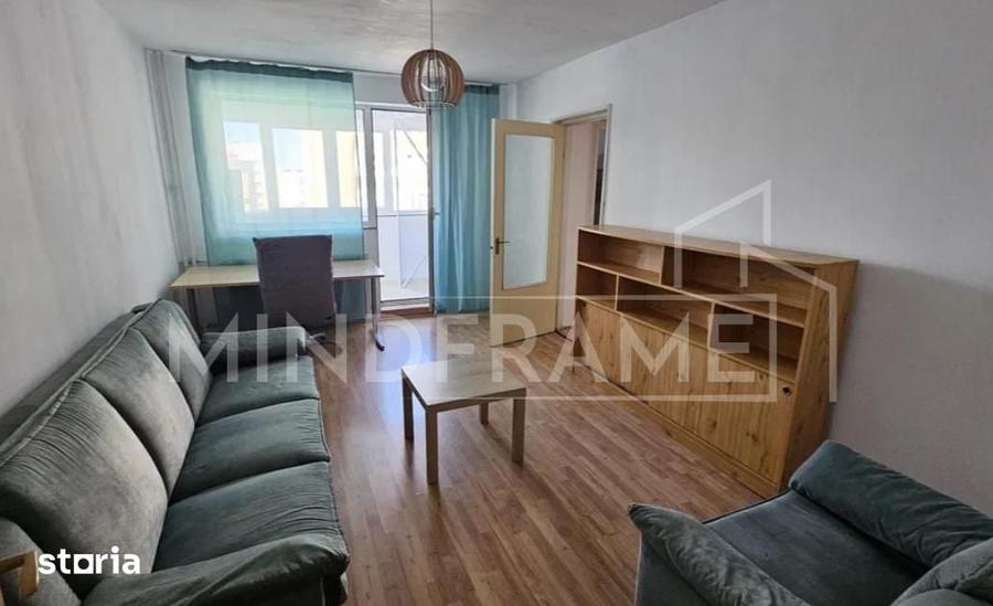 Apartament cu 3 camere în Tineretului