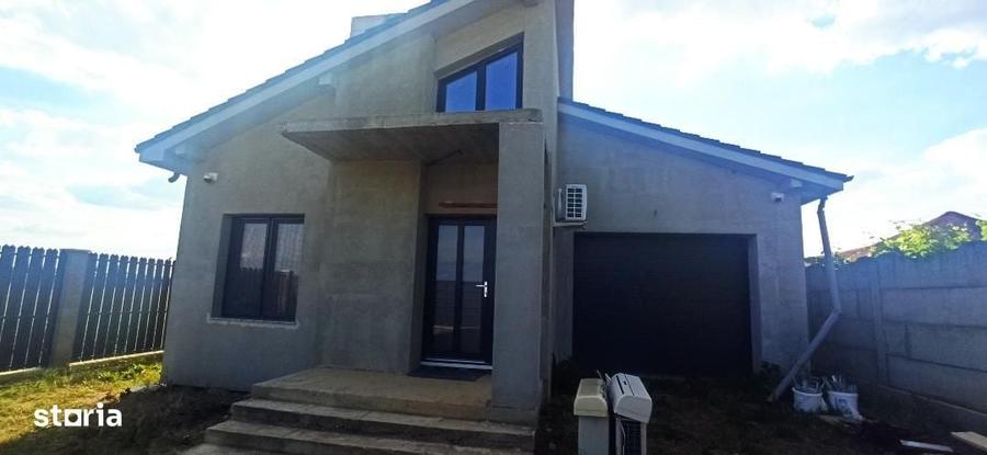 Casă cu 3 camere cu Teren 1100 Mp în Mândruloc