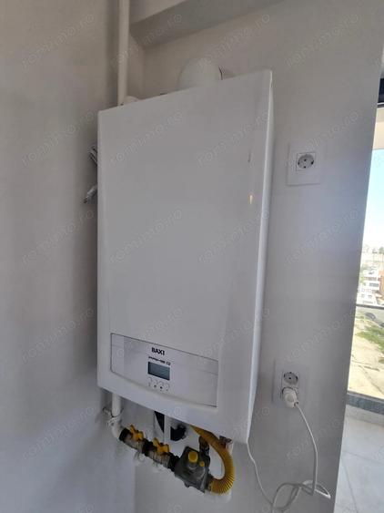 Apartament cu 3 camere decomandat în Energia