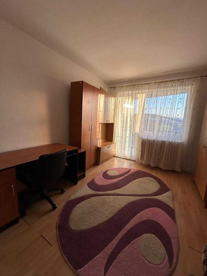 Apartament cu 2 camere decomandat în Florești