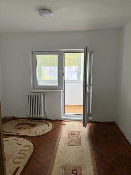 apartament decomandat 3 camere Andrei Muresanu Bistrita - 8