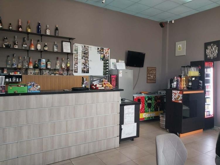 Spațiu comercial, în Central