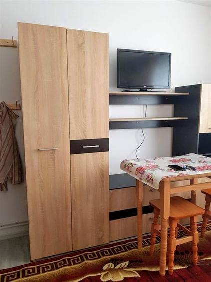 Garsonieră decomandată, mobilată în Canta