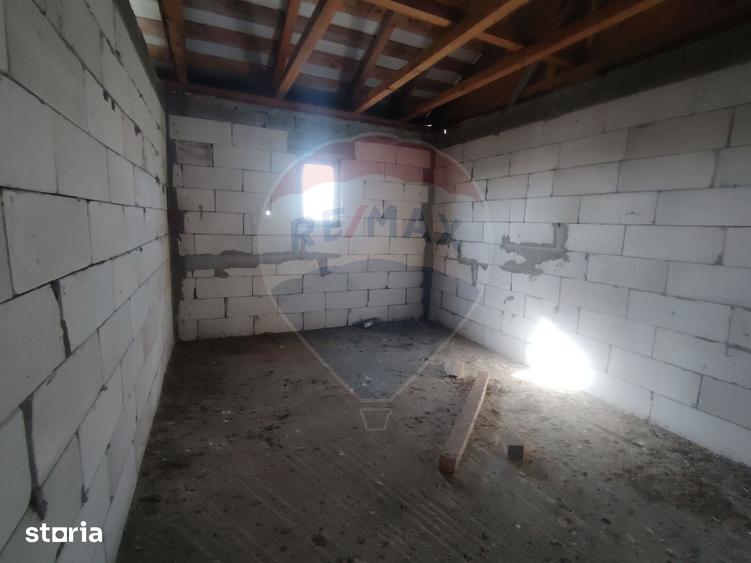 Casă cu 3 camere cu Teren 400 Mp în Nord