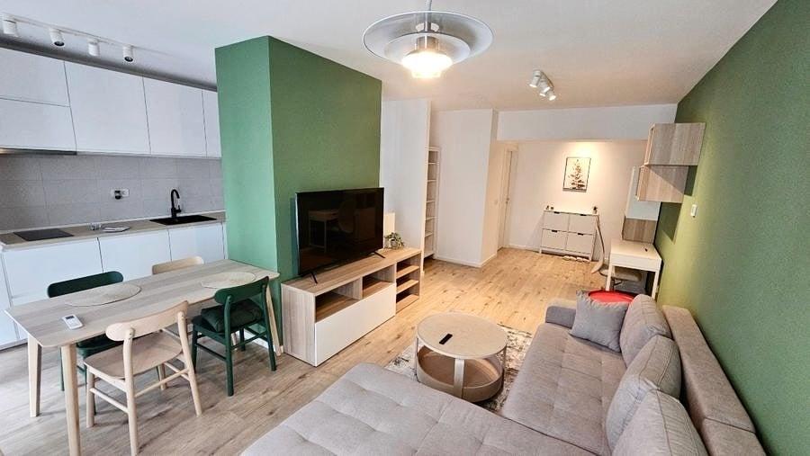 Apartament cu 2 camere semidecomandat, mobilat în Floreasca — fotografia 1