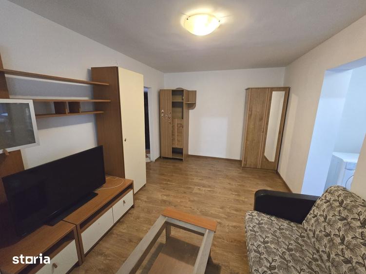 Apartament cu 2 camere decomandat în Crângași