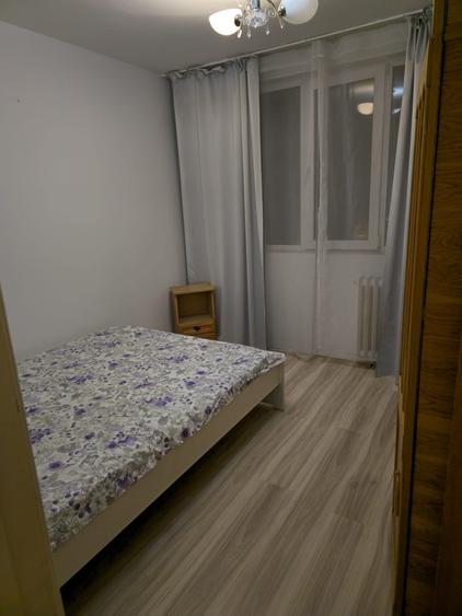 Apartament cu 3 camere decomandat în Dristor