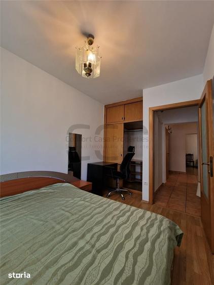 Apartament cu 3 camere decomandat în Colentina
