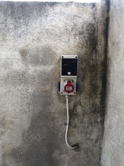 Casă cu 4 camere în Central
