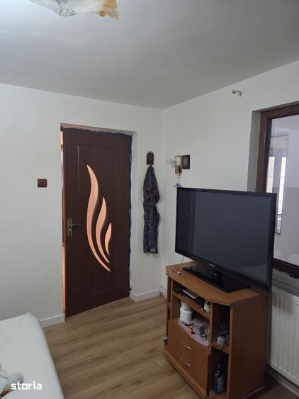 Casă cu 3 camere cu Teren 510 Mp în Tulucești