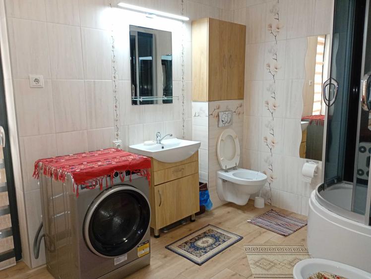 Casă cu 4 camere cu Teren 140 Mp în Unirii