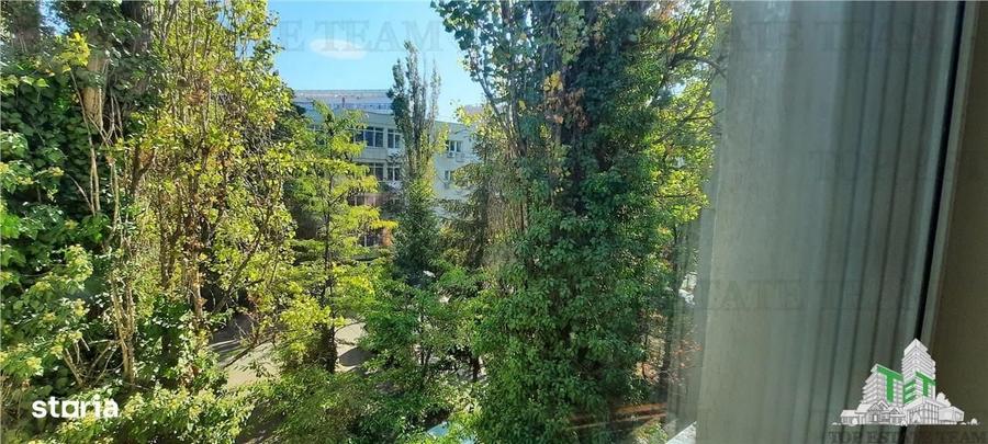 Apartament cu 3 camere în Pajura
