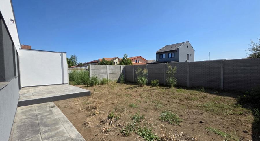 Duplex cu 3 camere cu Canalizare în Dumbrăvița