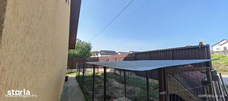 Casă cu 3 camere cu Teren 450 Mp în Tomești