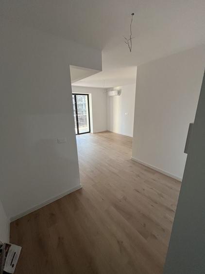 Apartament cu 2 camere semidecomandat în Titan
