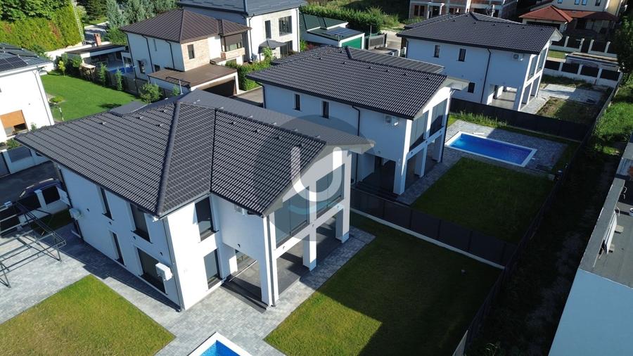 Casă individuală cu 5 camere cu Piscina în Corbeanca
