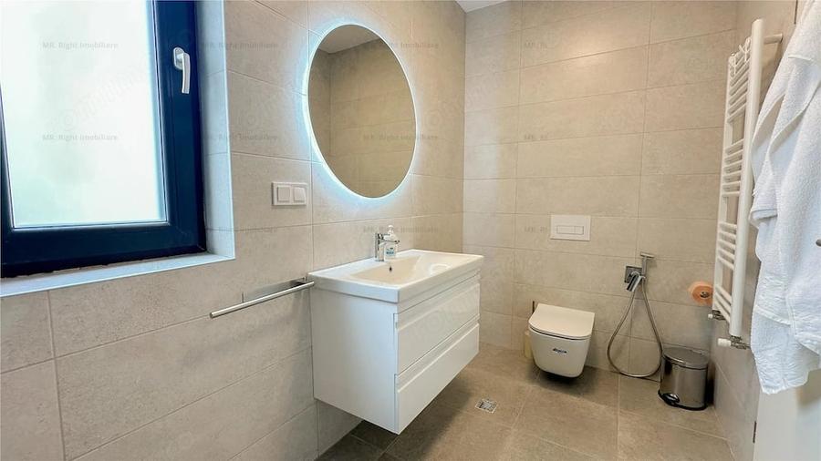 Casă cu 3 camere cu Teren 200 Mp în Sânpetru