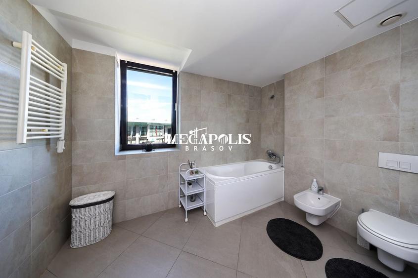Apartament cu 3 camere în Poiana Brașov