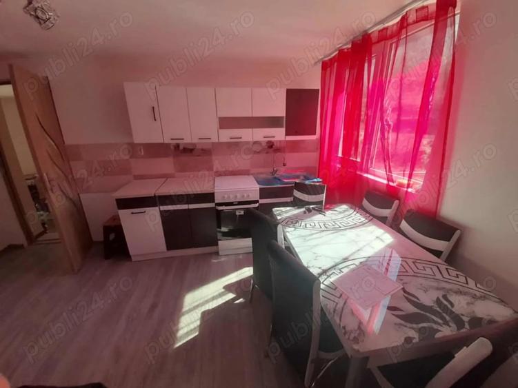 Casă cu 2 camere cu Teren 1400 Mp în Criș