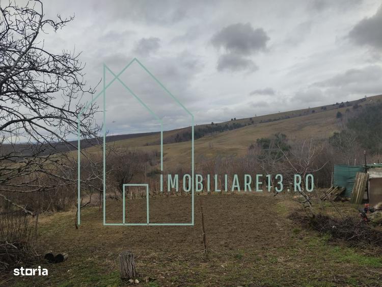 Casă cu 2 camere cu Teren 1789 Mp în Central