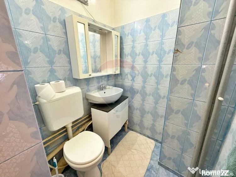 Apartament cu 3 camere semidecomandat în Aurel Vlaicu