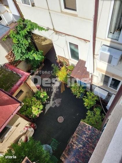 Casă cu 4 camere în 13 Septembrie