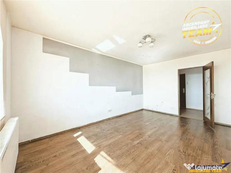Apartament cu 2 camere decomandat în Simeria