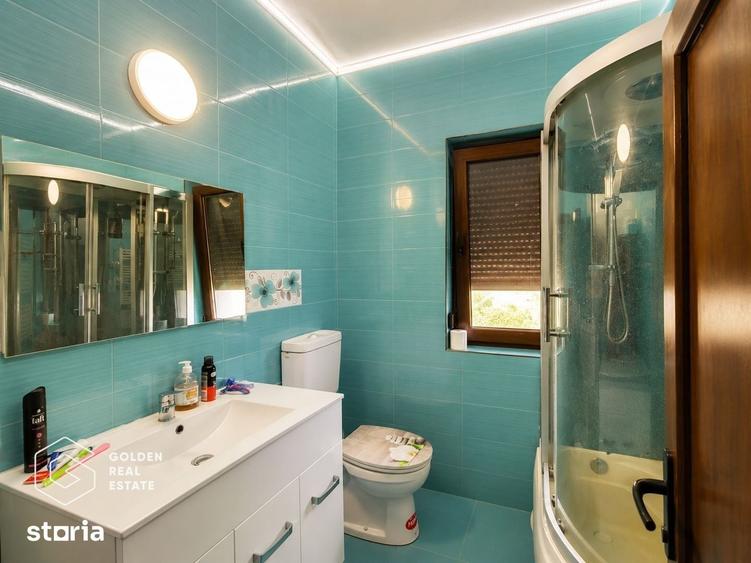 Casă cu 5 camere decomandat cu Teren 2355 Mp în Ususău