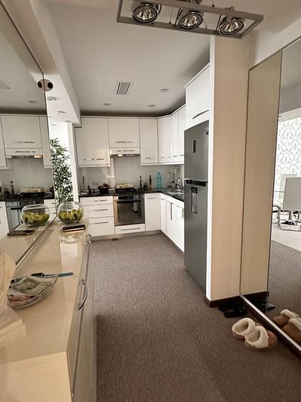 Apartament cu 2 camere decomandat în Runcu