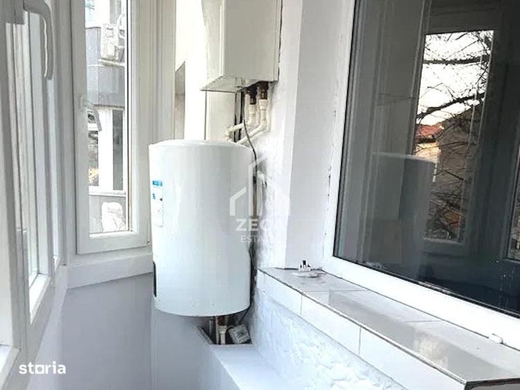 Apartament cu 4 camere semidecomandat în Parcul Carol