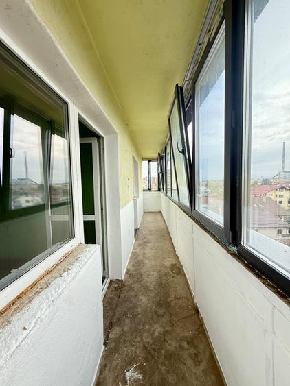 Apartament cu 2 camere semidecomandat în Craiter