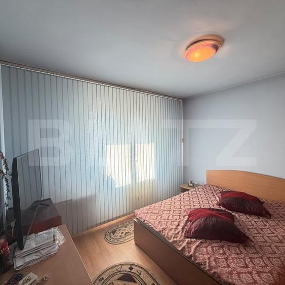Apartament cu 2 camere decomandat, mobilat în Central
