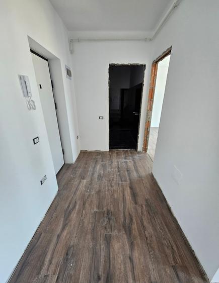 Apartament cu 2 camere decomandat în Haliu
