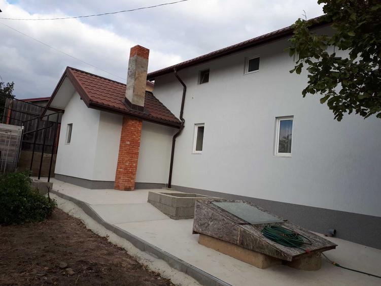 Casă cu 4 camere în Miroslava