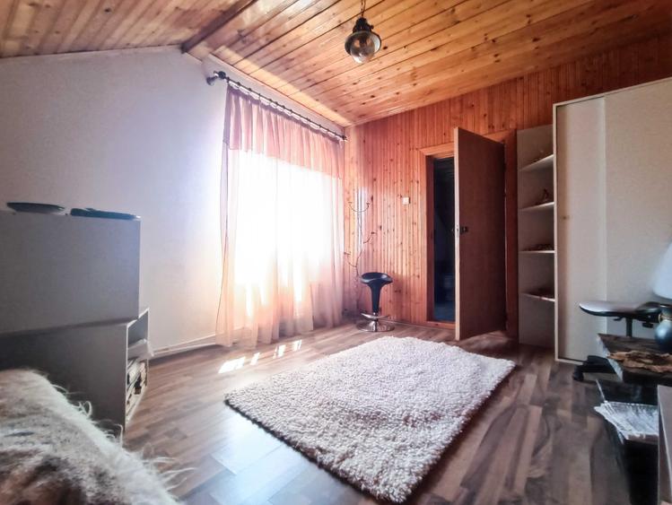 Casă cu 4 camere în Nord