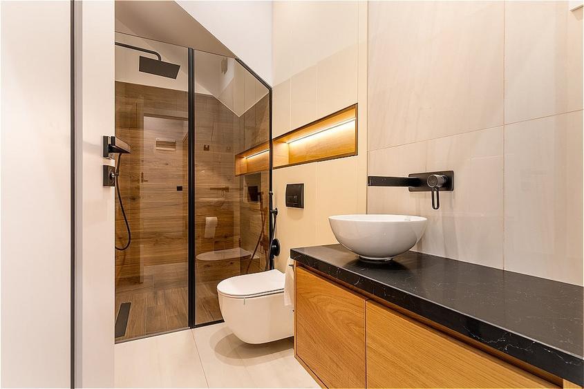Apartament cu 3 camere decomandat, mobilat în Gheorgheni