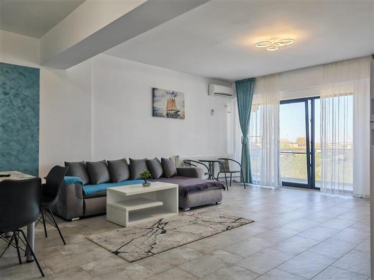 Apartament cu 2 camere decomandat, mobilat în Exterior Nord