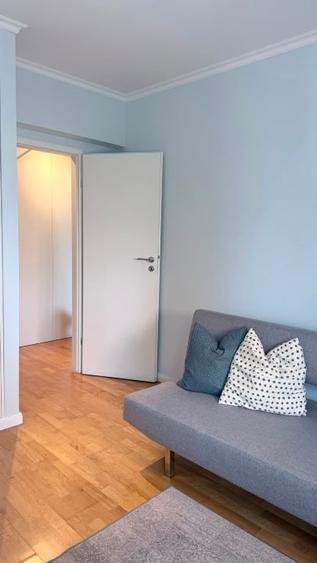 Apartament cu 3 camere decomandat, mobilat în Tei