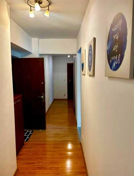 Apartament cu 3 camere decomandat în Alexandru Obregia