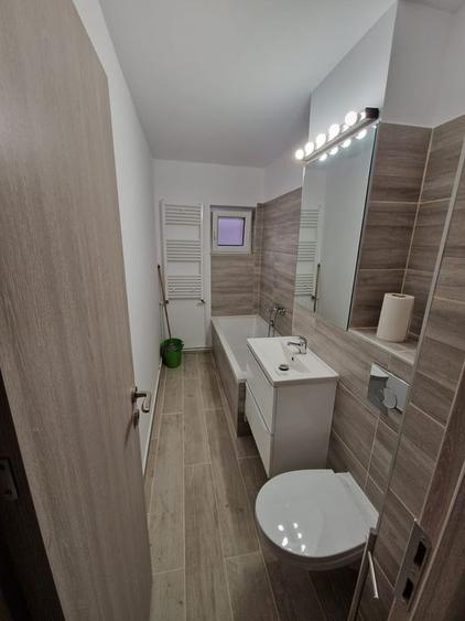 Apartament cu 2 camere decomandat, mobilat în Răcădău