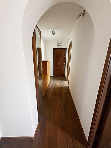 Apartament cu 2 camere decomandat în Exterior Vest