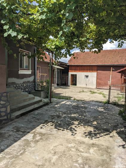 Vand casa la ?ara - 8