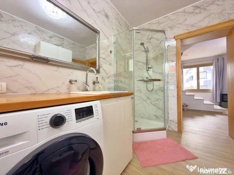 Casă cu 7 camere cu Teren 357 Mp în Romanilor