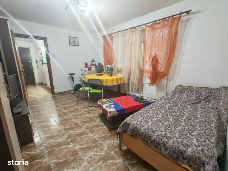 Vanzare 3 Camere - Str. Covasna - Parcare - C-Tin Brancoveanu - 2