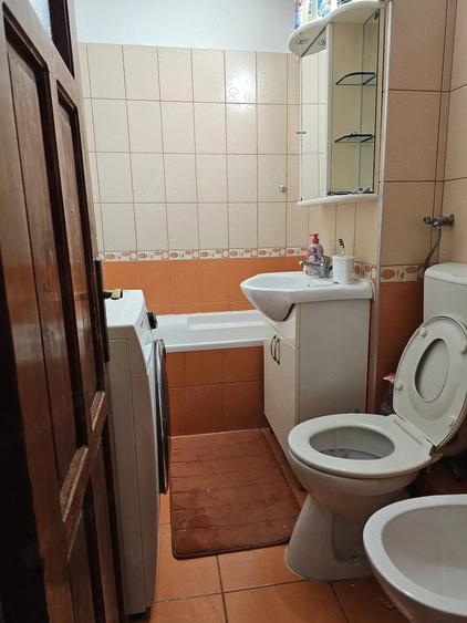 Apartament cu 3 camere decomandat în Ultracentral