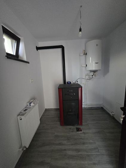 Casă cu 3 camere în Ruși-Ciutea