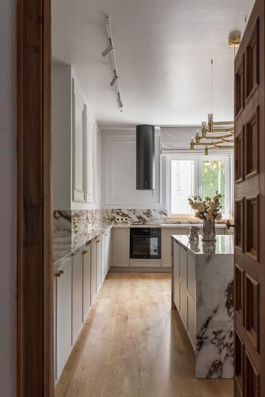 Apartament cu 4 camere în Grădina Icoanei