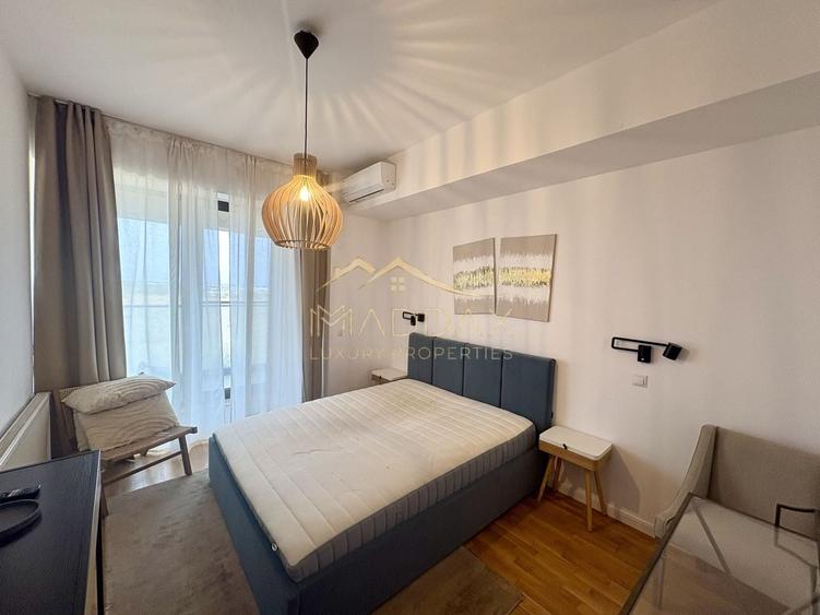 Apartament cu 3 camere decomandat, mobilat în Central