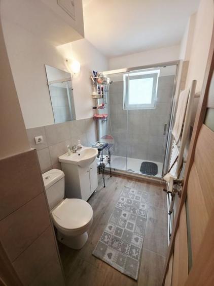 Apartament cu 2 camere decomandat, mobilat în Mărăței